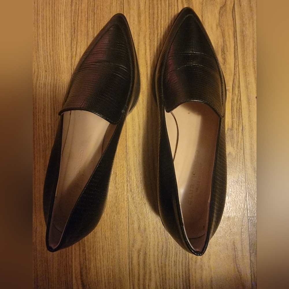 Club Monaco Alexia loafers. Size 39/8 1/2 black lizard leather